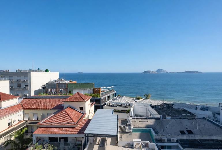 Rio042 - Cobertura duplex à venda em Ipanema