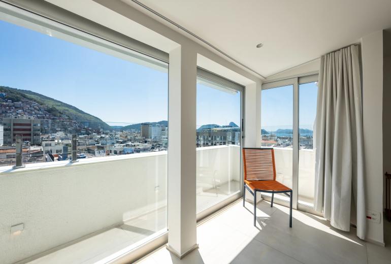 Rio210 – Penthouse de 3 chambres à louer en moyen terme