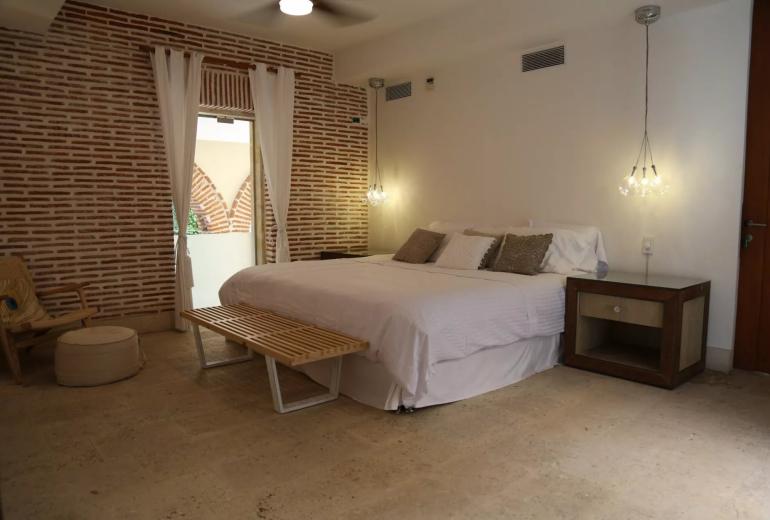 Car002 - Appartement de prestige avec piscine et terrasse