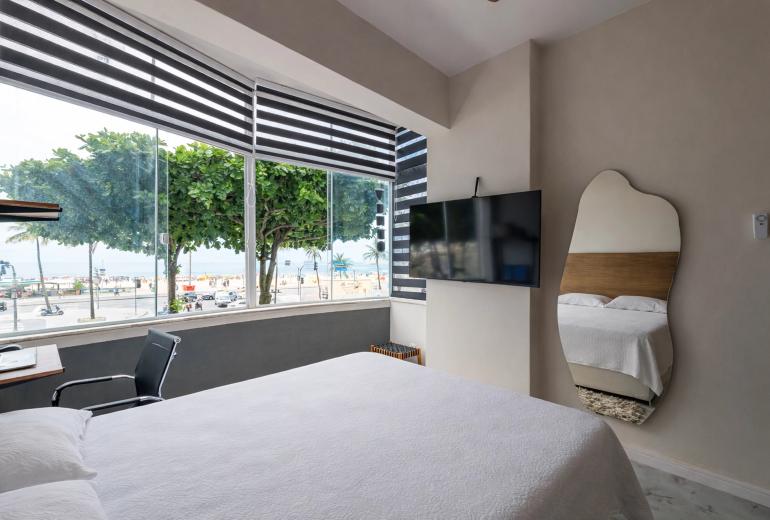 Rio282 - Apartamento à venda em Copacabana de frente para o mar