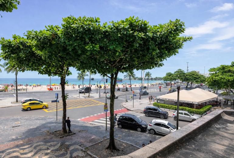 Rio282 - Apartamento à venda em Copacabana de frente para o mar