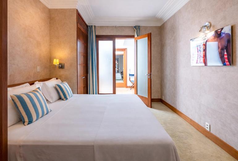 Rio114 - Luxury penthouse on the Copacabana beachfront