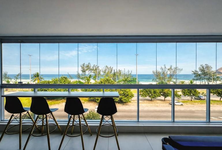 Rio164 - 3-Bedroom beachfront apartment in Recreio dos Bandeirantes