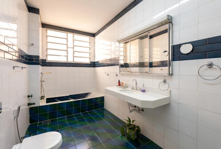 Rio167 - Charming apartment for sale in Copacabana
