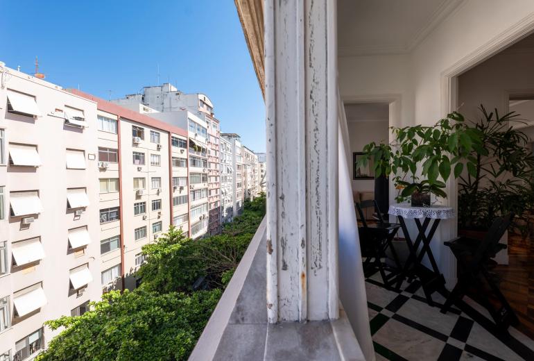 Rio167 - Charming apartment for sale in Copacabana