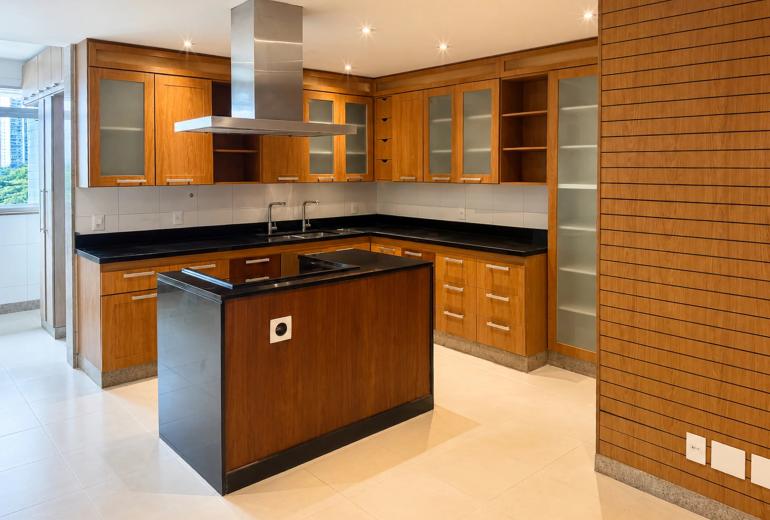 Rio346 - Luxurious 575 m² Penthouse in Barra da Tijuca