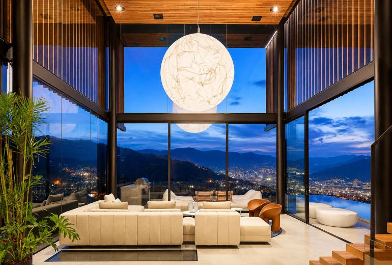 Med005 - Résidence d’Architecte de Grand Luxe à Alto de las Palmas
