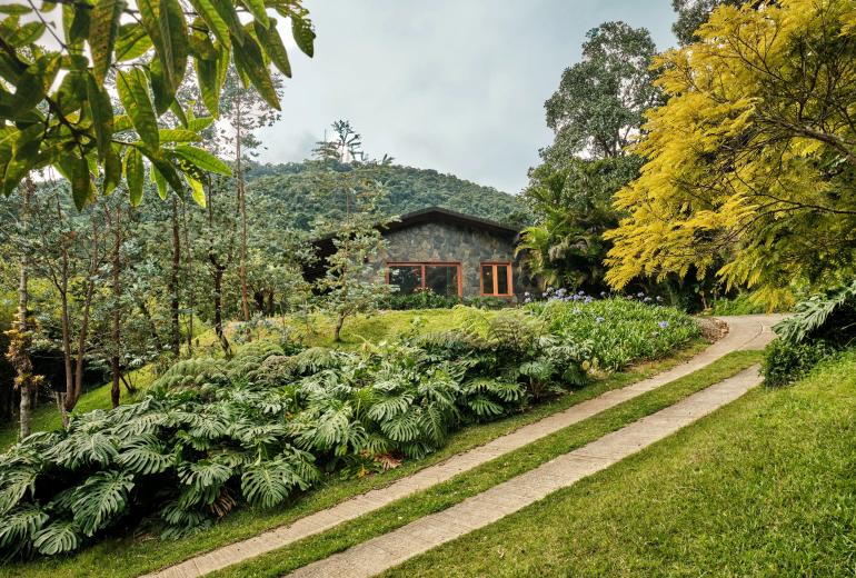 Cal010 - Country House Surrounded by Nature in Dapa