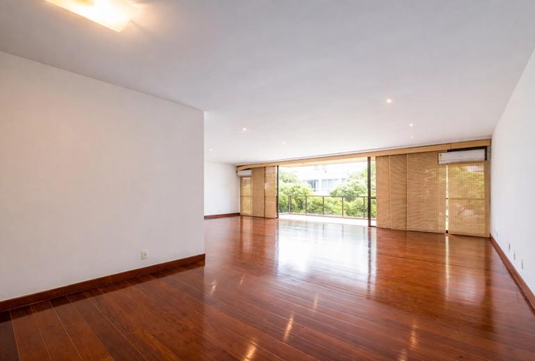 Rio361 - Spacious family apartment for rent in Ipanema