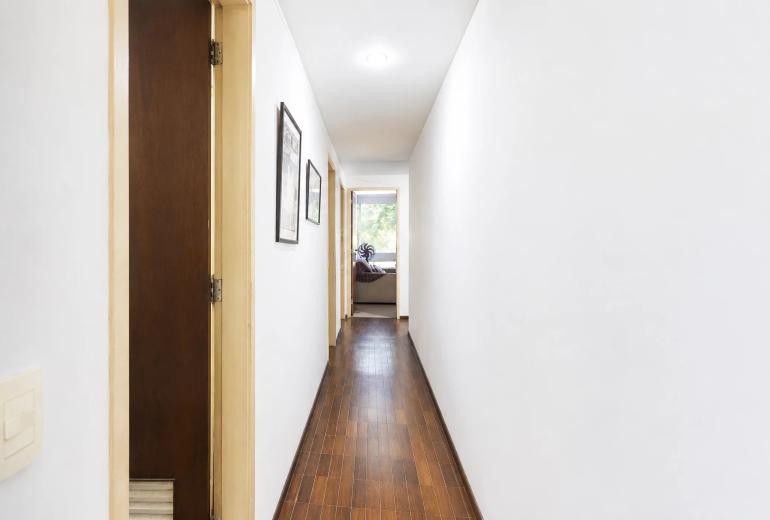 Rio204 - Leblon: 174 m² apartment in need of renovation, facing Jardim de Alah