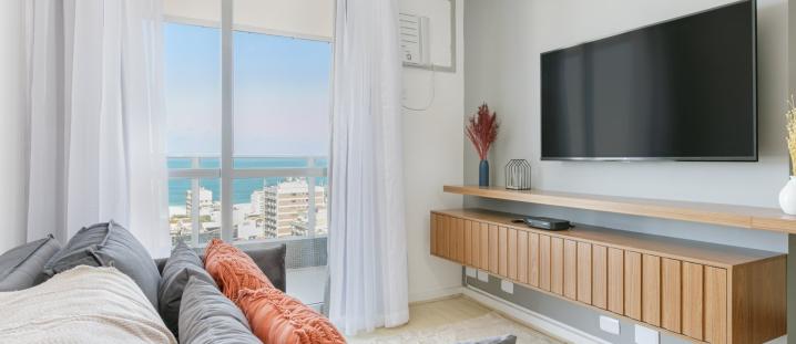 Rio319 - 2 bedroom apartment with sea view in Leblon