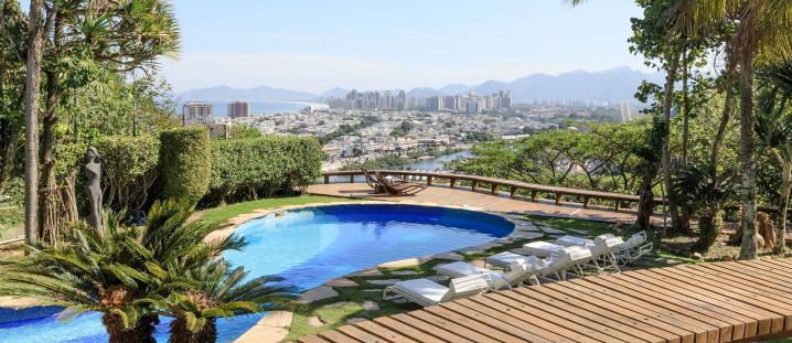 Rio591 - Villa in Joá with 5 suites and views of Barra