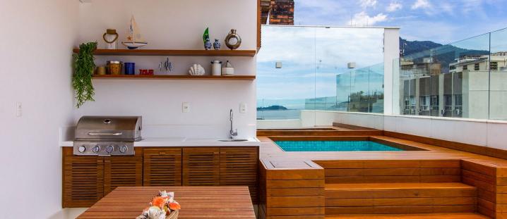 Rio026 - Duplex penthouse with sea view in Leblon