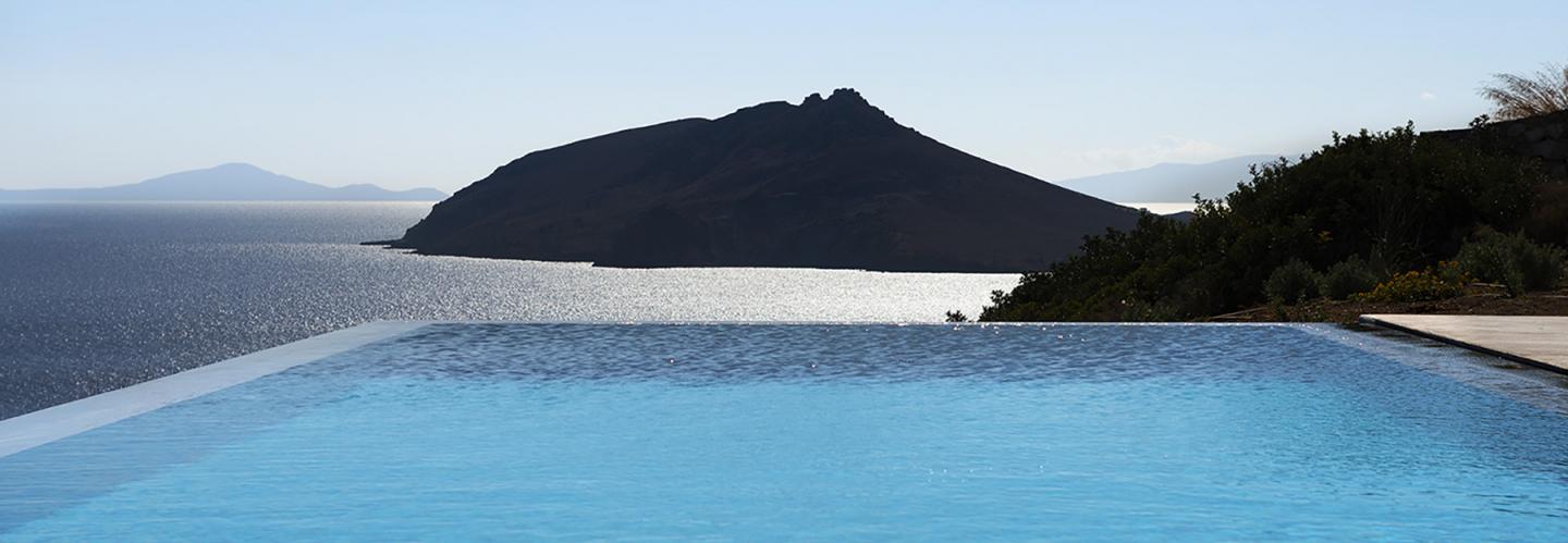 Paros